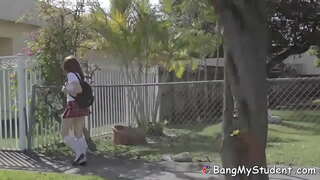 ���ளம் கன்னி இழக்கிறான் வர்க்கம் தன் காதலனுடன் செக்ஸ்