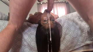 Desi ბოზი თავდაყირა პირში