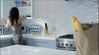 PureMature Мартини включает Милф Веронику Авлув