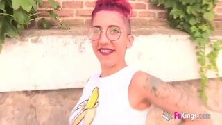 Ada je PRVNÍ ANÁL. David Ron ji zbaví panenství její zadek. &#039;Líbí se mi to, ale bolí to, nepřestávej, nepřestávej...&#039;