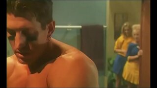 Horny cheerleaders Calli Cox ug abril gets giiyot sa locker lawak Horny cheerleaders Calli Cox ug abril gets giiyot sa locker lawak